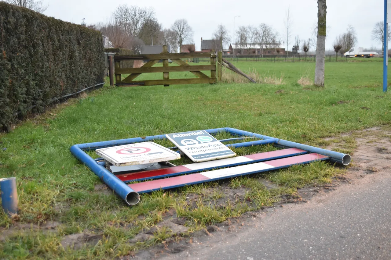 c09d65e8-f9f5-4750-94a8-b50e1ccd9734