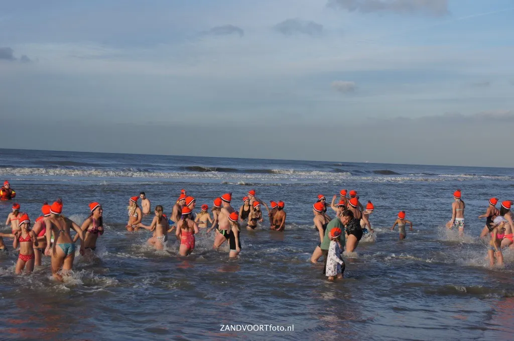 edwin keur zandvoort foto nieuwjaarsduik 1024x680