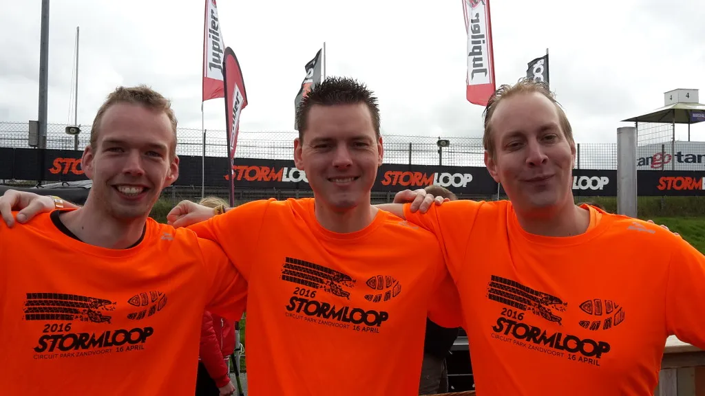 stefan vleeshouwers bart bluis en hareld moerman voor de start jaap koper 1024x576