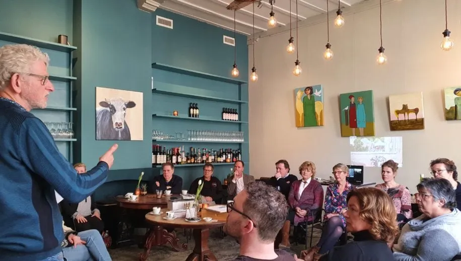 bb eigenaren komen jaarlijks bij elkaar om de ontwikkelingen voor het nieuwe seizoen te bespreken