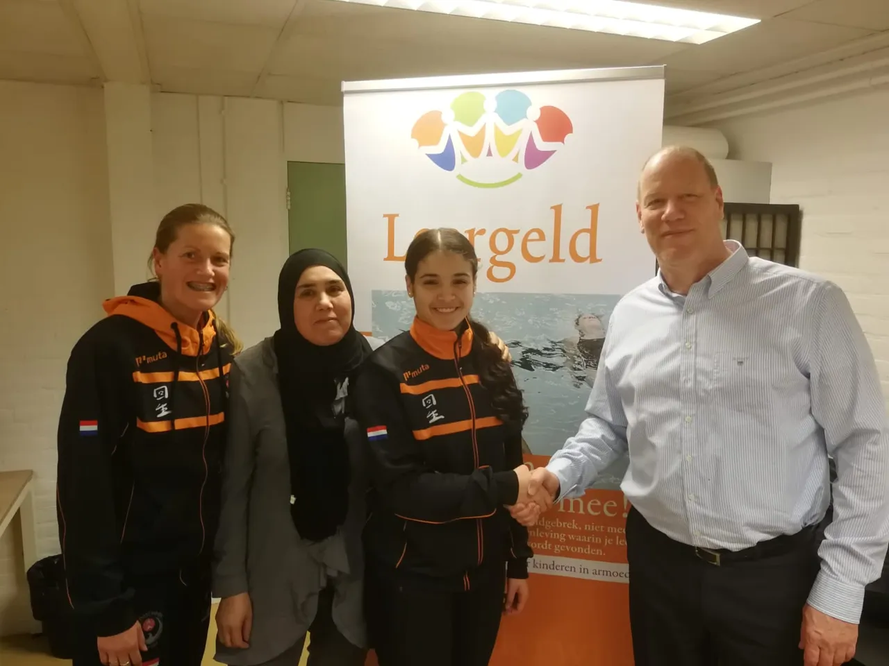 stichting leergeld zuid holland midden sponsort jeugdkampioene karate 117921