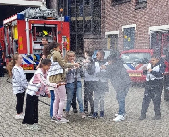 talentenacademie bezoekt brandweer i fotograaf stichting piezo