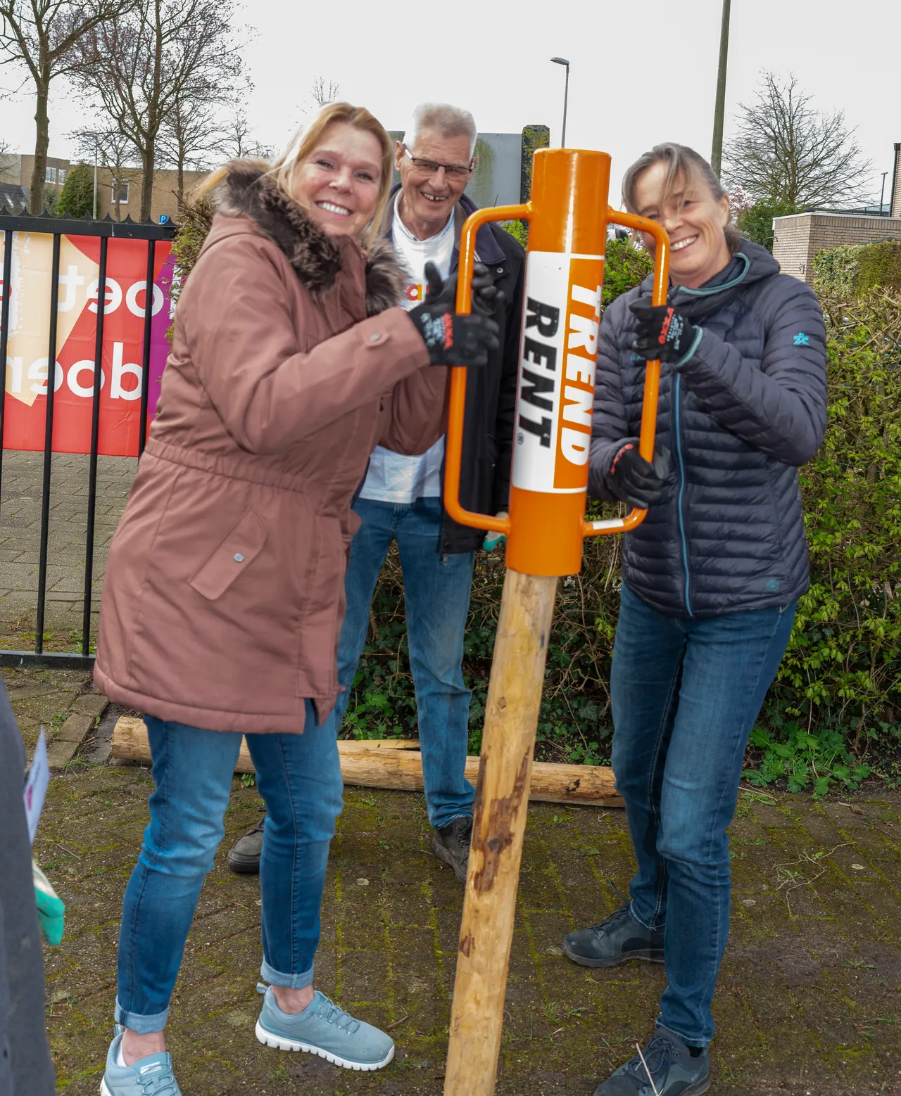 wijktuin noordhove klaar voor het voorjaar dankzij nldoet fotograaf willem louman