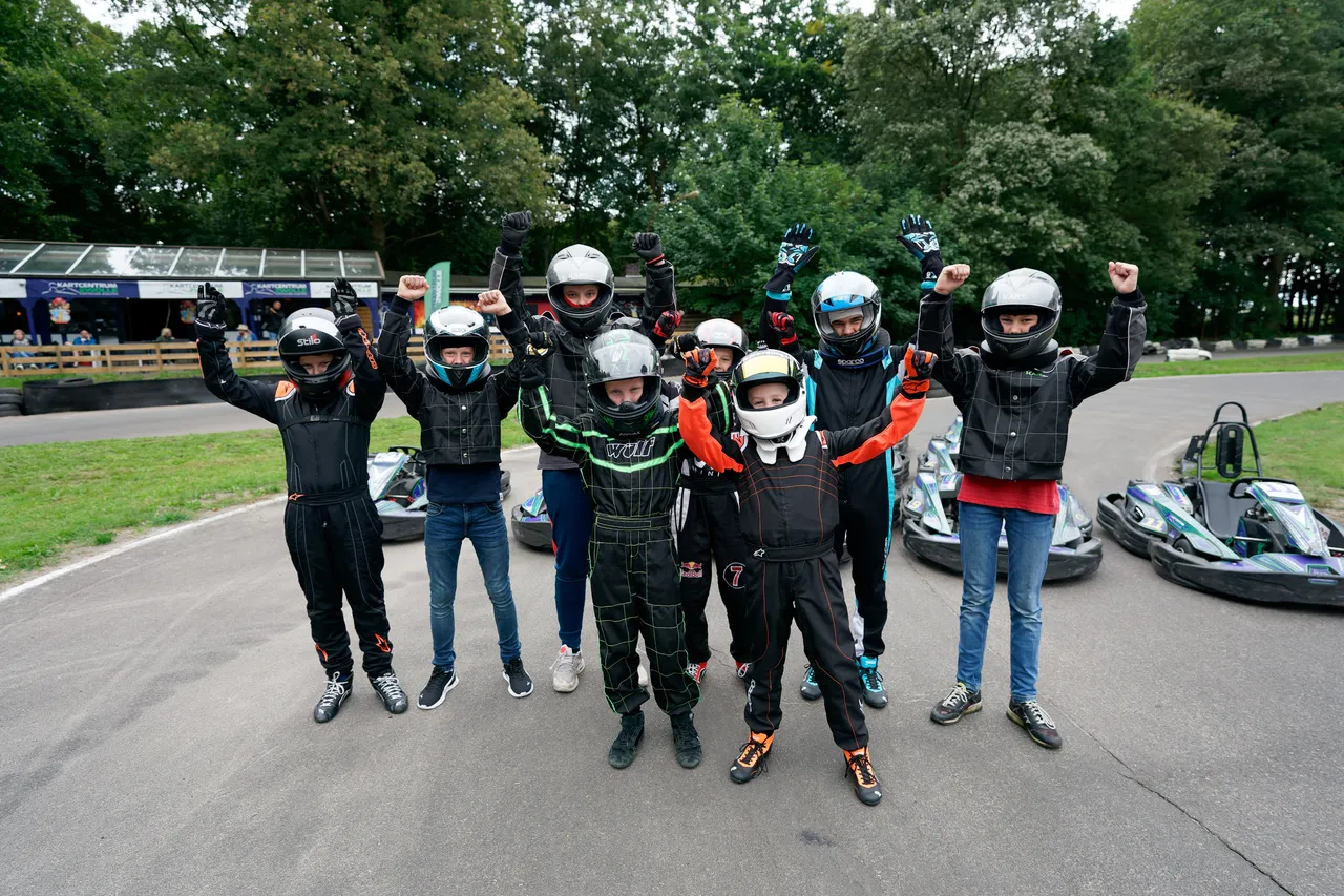 formule 1 summer school bij kartcentrum zwolle groot succes c thomas bakker 1