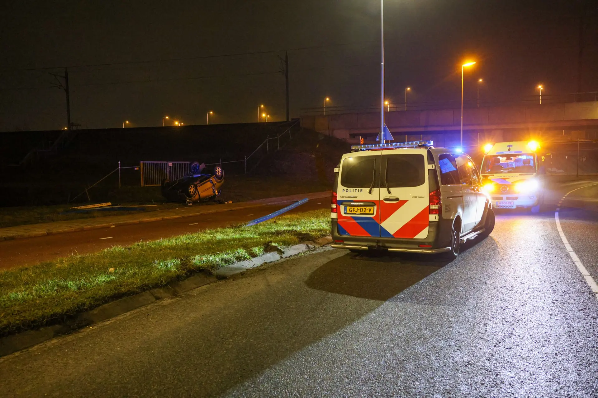 auto over de kop 1