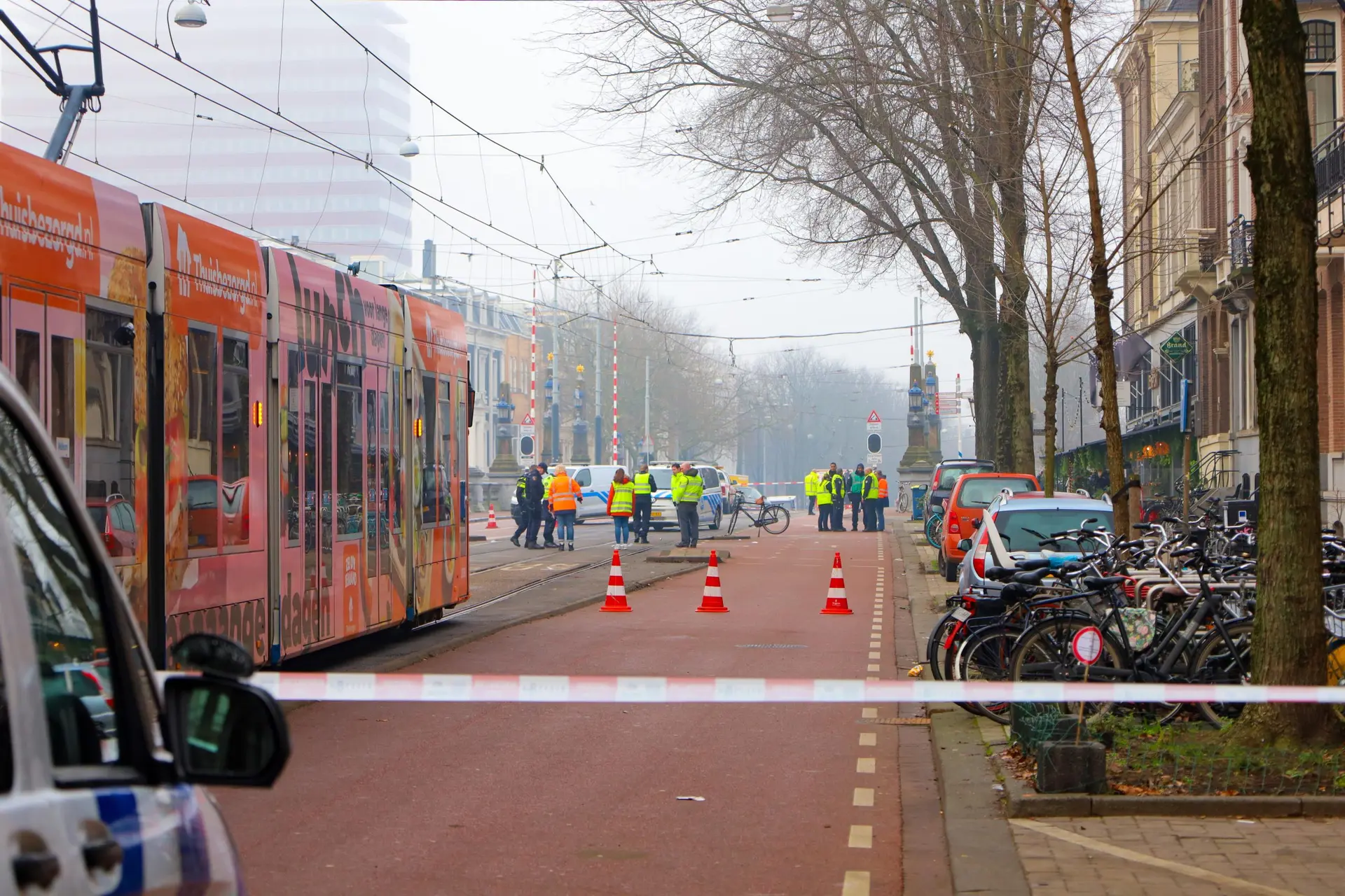 kind tram amsterdam1 scaled