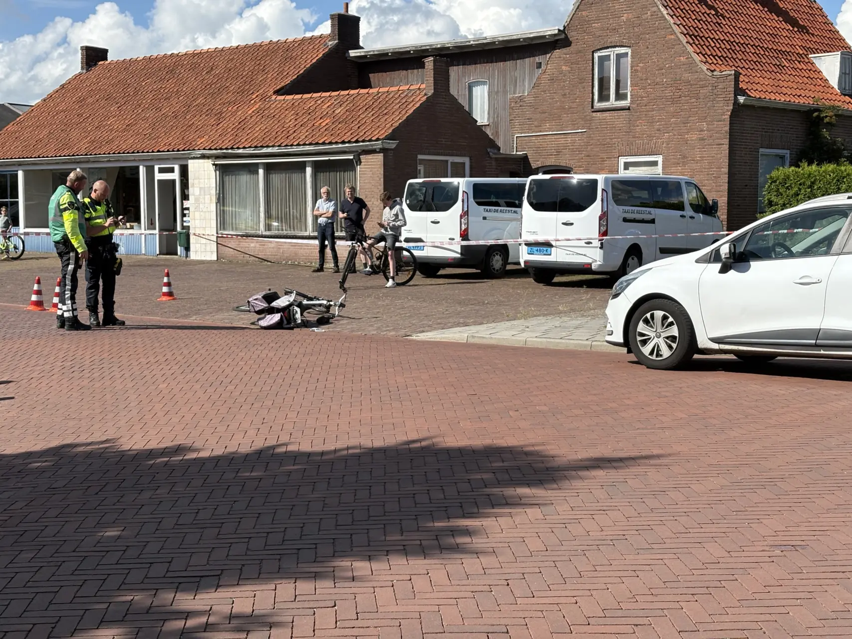 Fietser ernstig gewond Staphorst