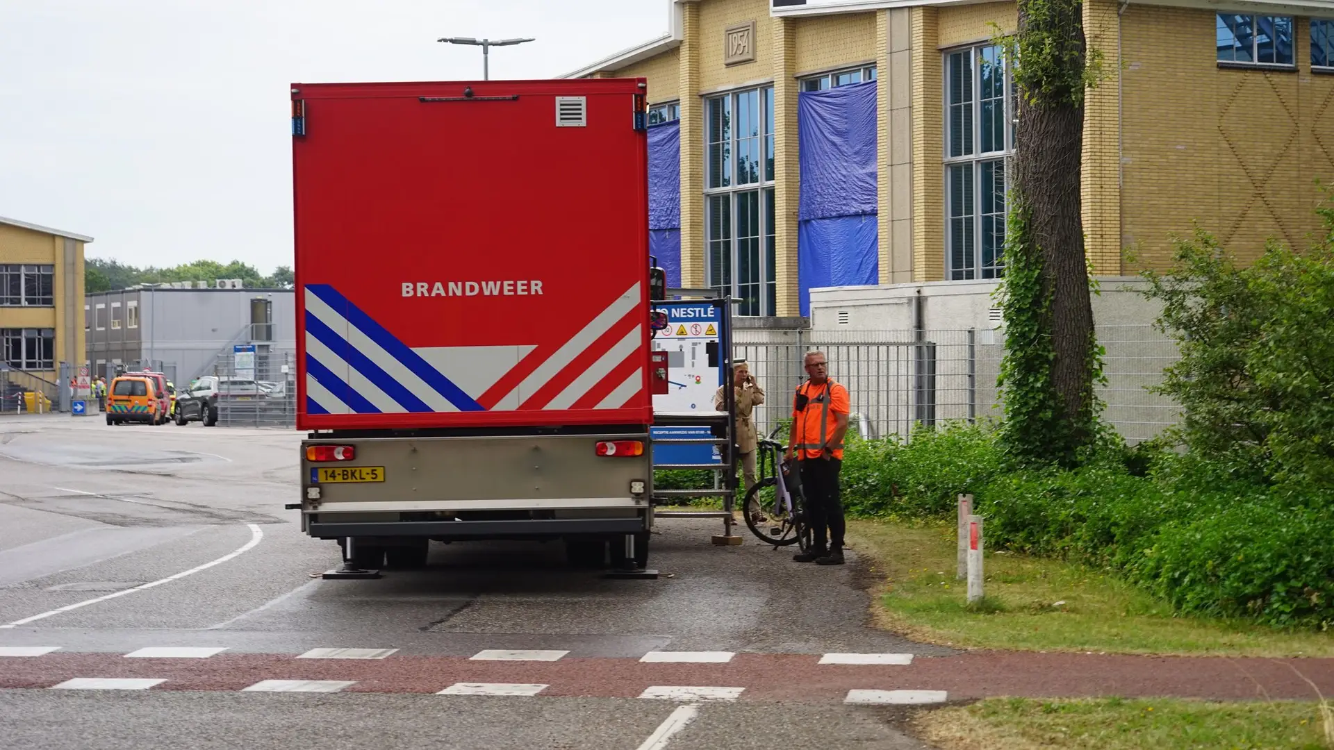 GRIP_1_bij_Nestlé-fabriek_in_Nunspeet_na_incident_met_salpeterzuur__vijf_gewonden,_één_met_spoed_naar_ziekenhuis_2