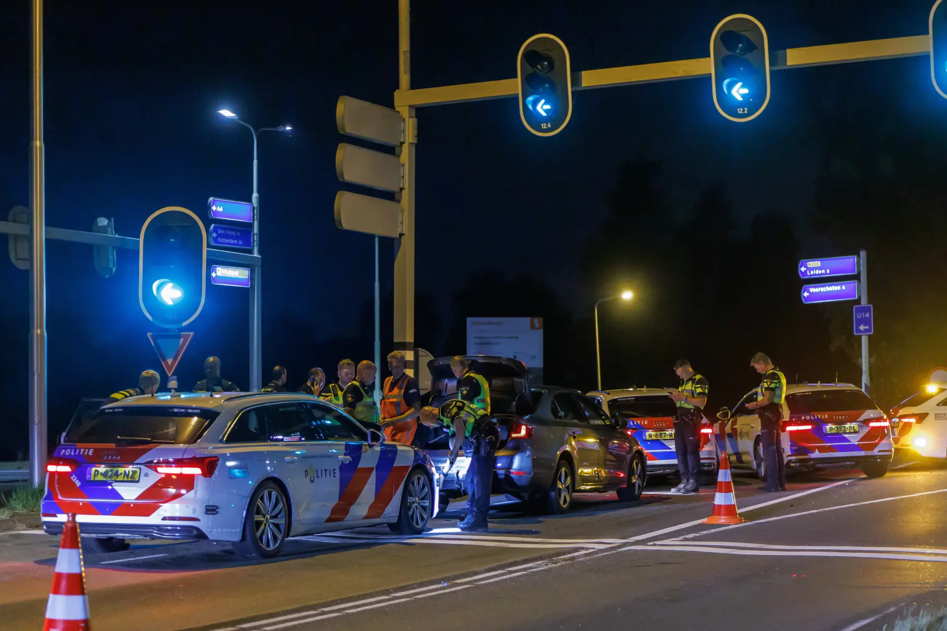 politie-audi-a6-beschadigd-leiden