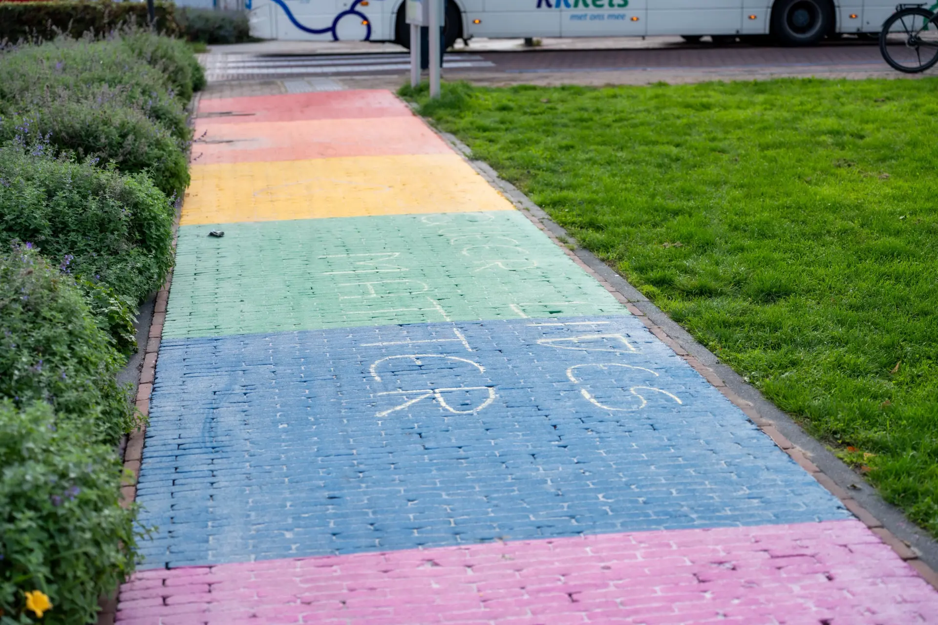 Regenboogpad beklad Nijkerk