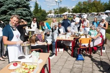 alytausgidas draugu uogiene 7