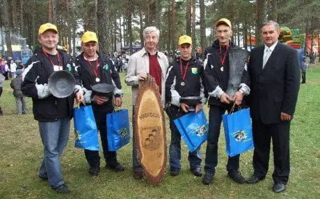 alytausgidas grybu svente 09 nugaletojai su taure1