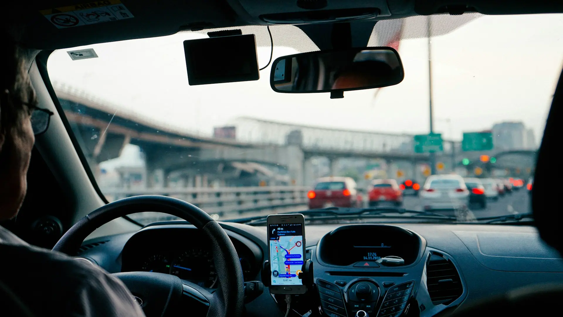 automobiliu stiklu remontas kodel svarbu reaguoti greitai