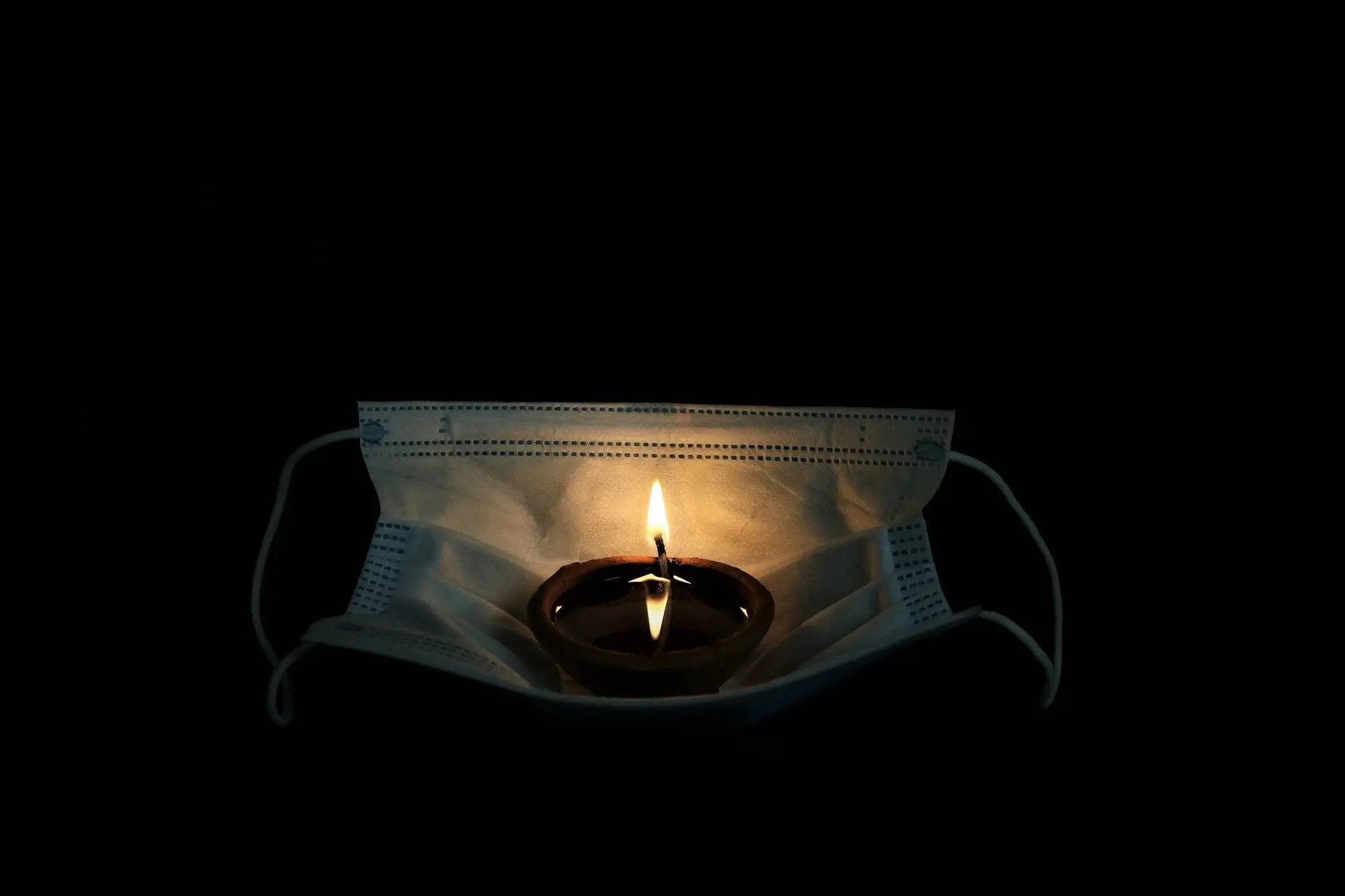 candle 5739715 1920