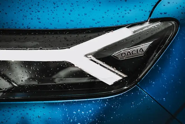 dacia automobiliai