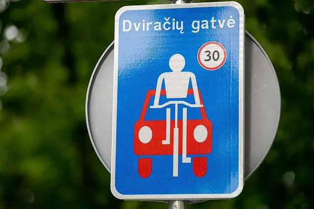 dviraciu gatve