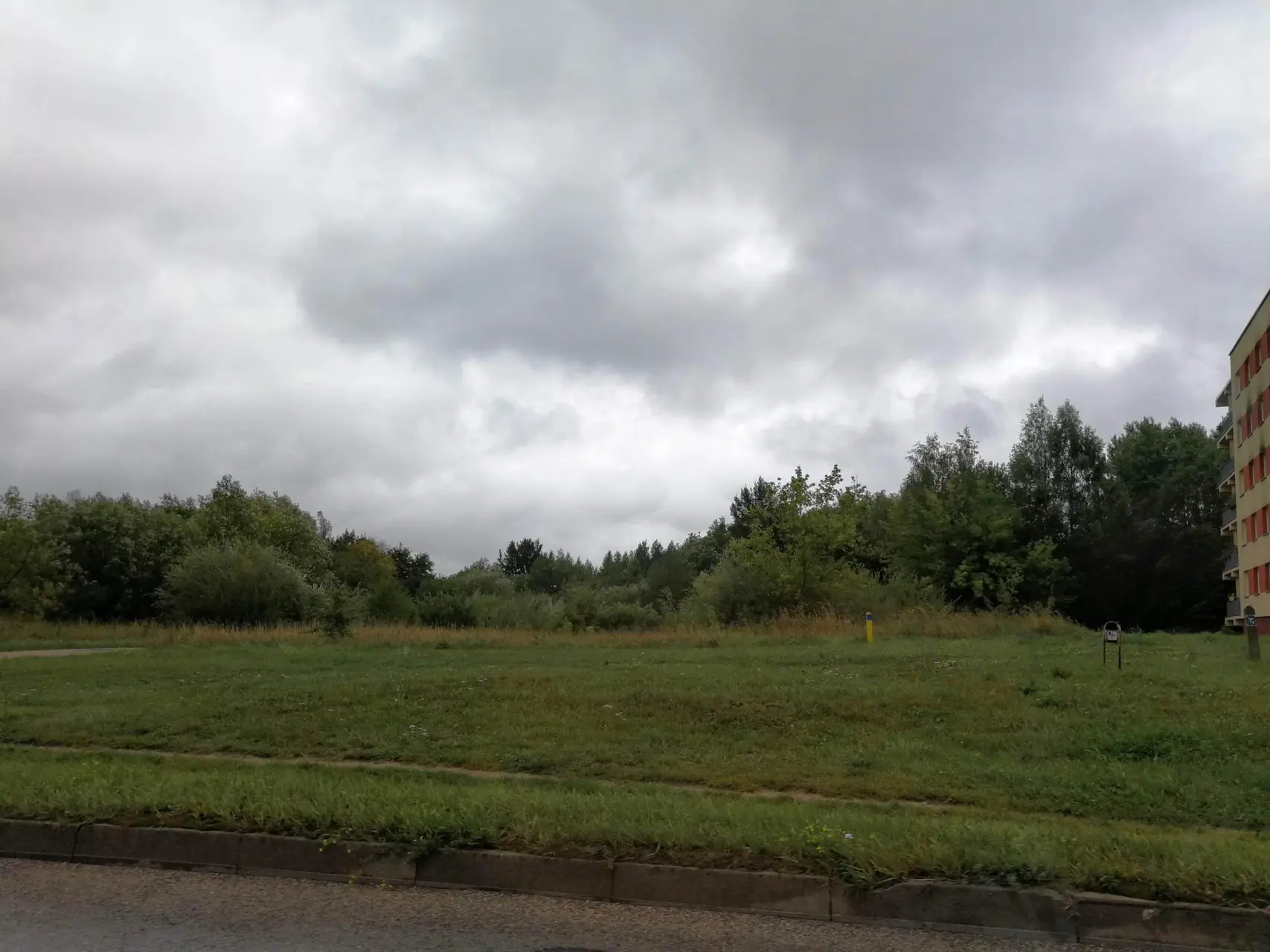 f5043083