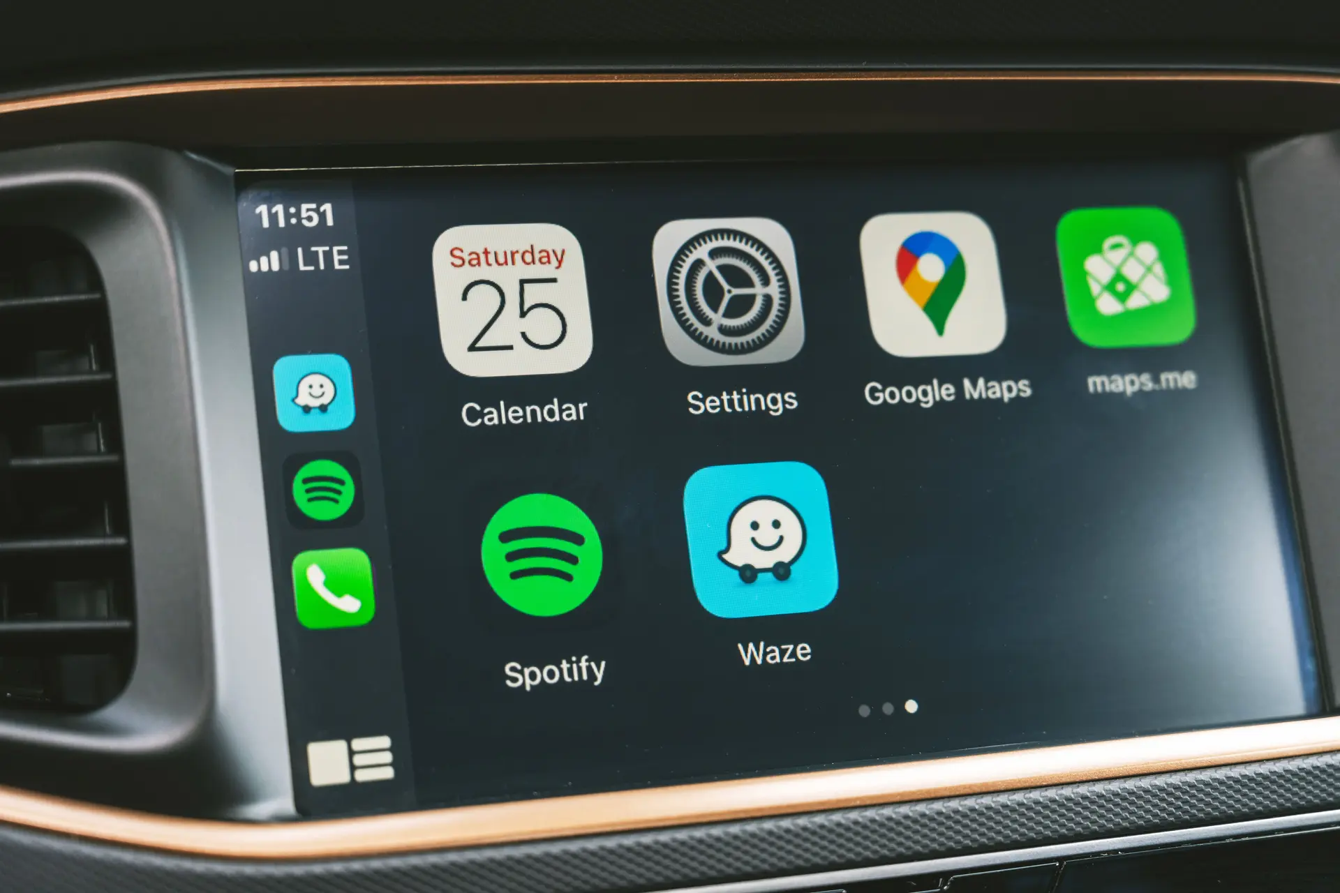 google maps ir waze programeles
