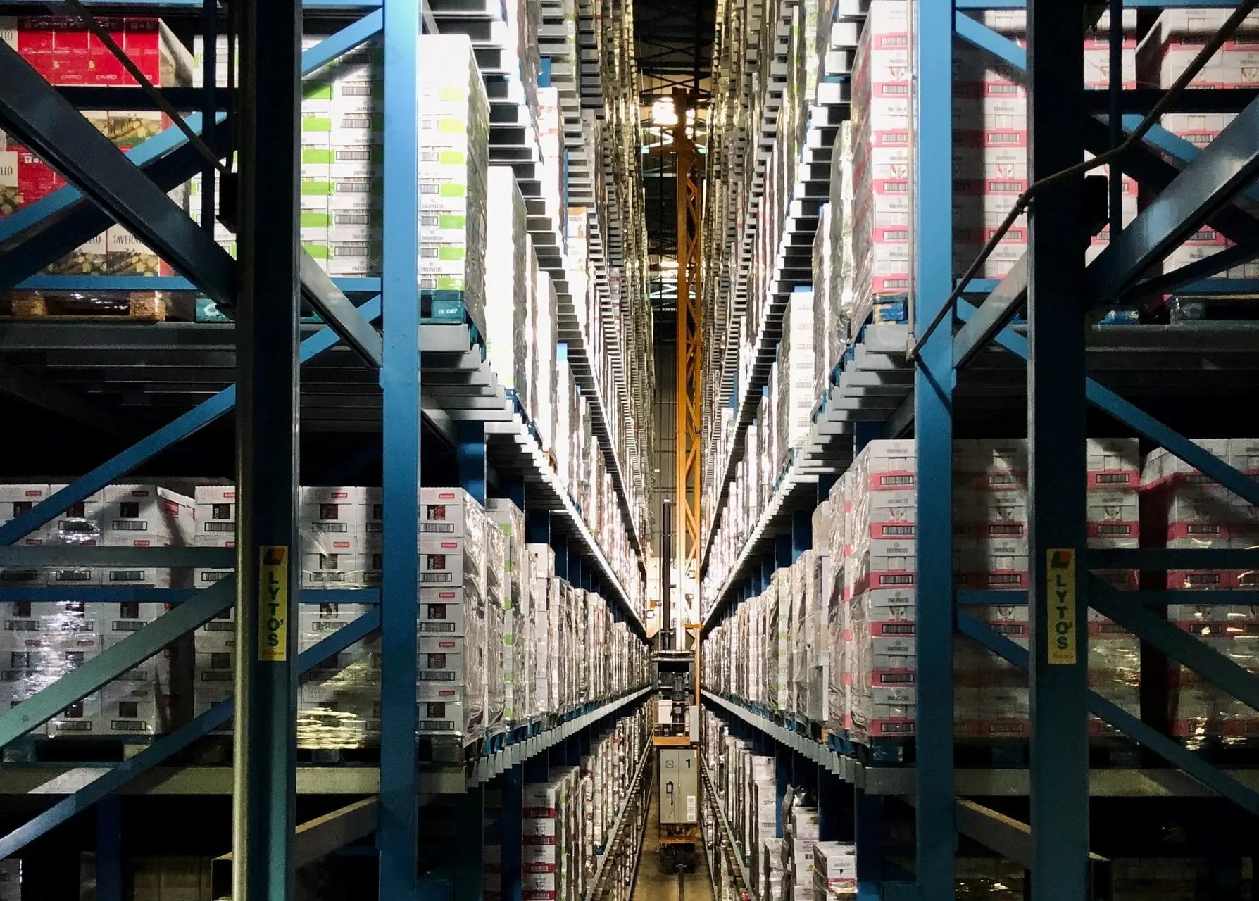 logistikos sandelys