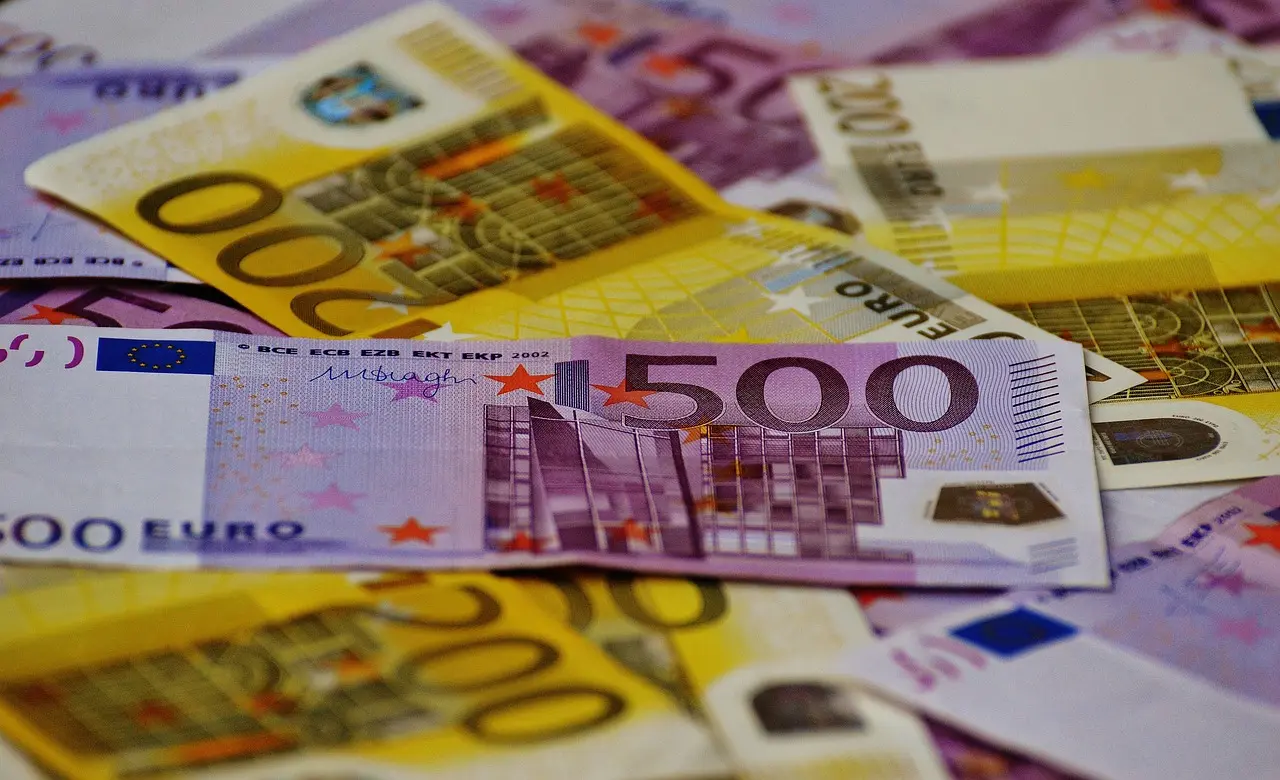money 1508434 1280