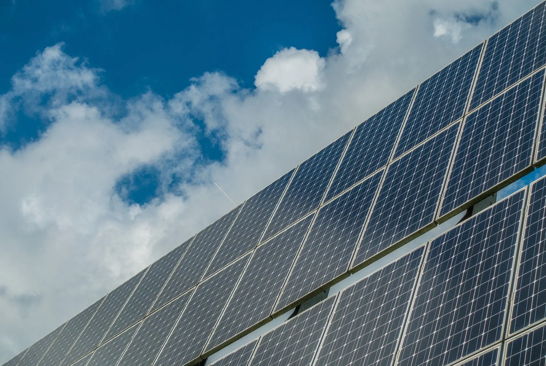photovoltaic system 2742308 1920