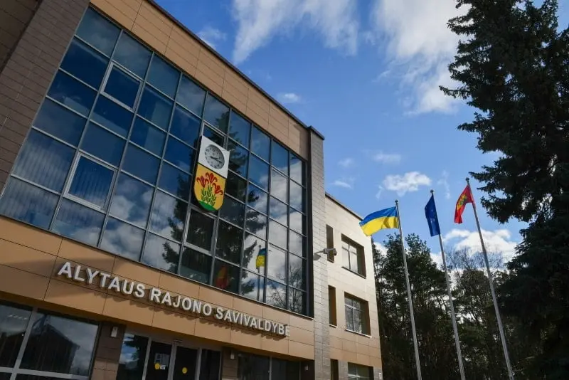 sutartis su pabegeliu centru 1 1