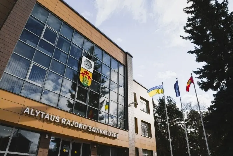 veliavos 2ua