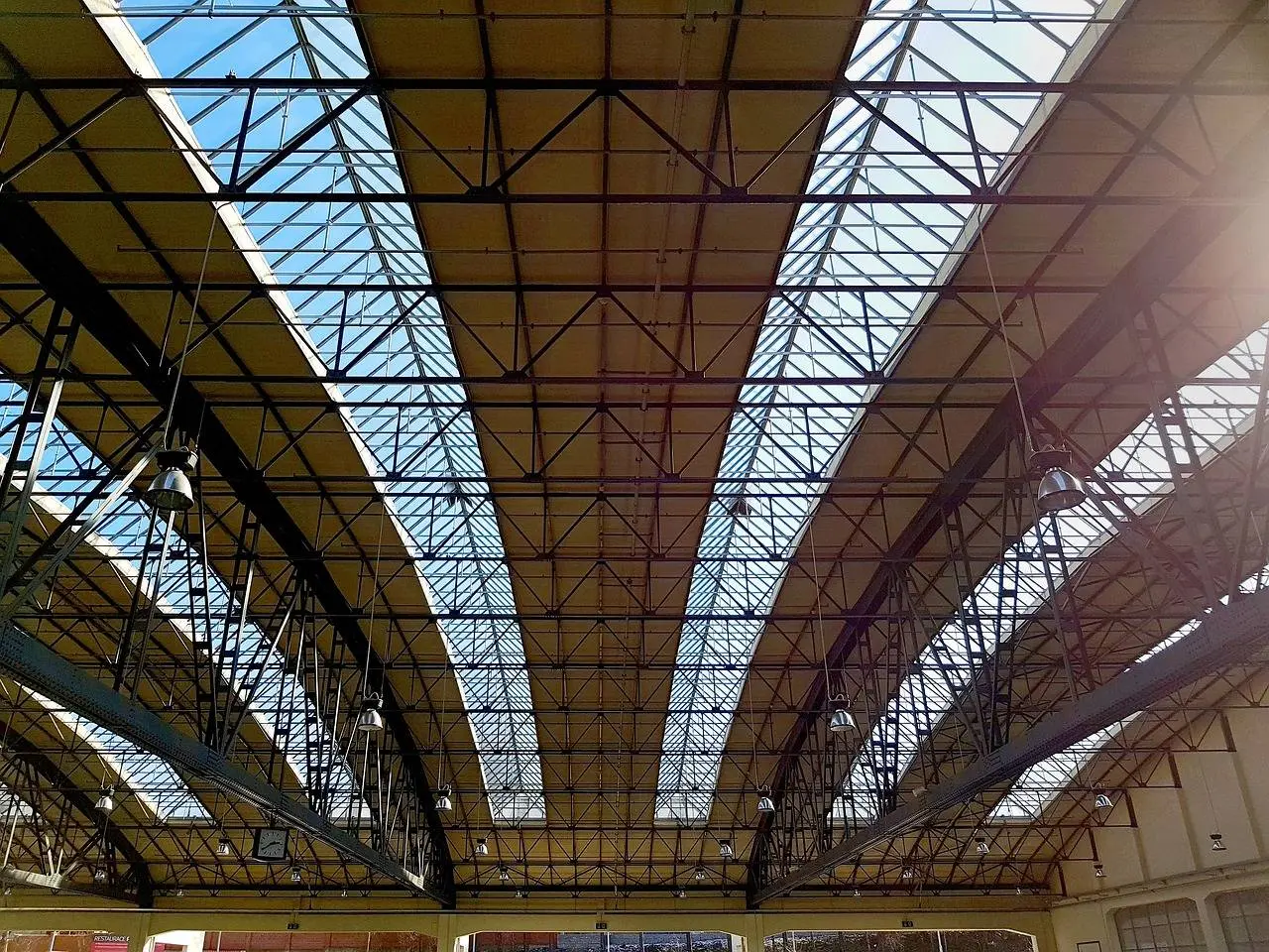 hall 3248077 1280