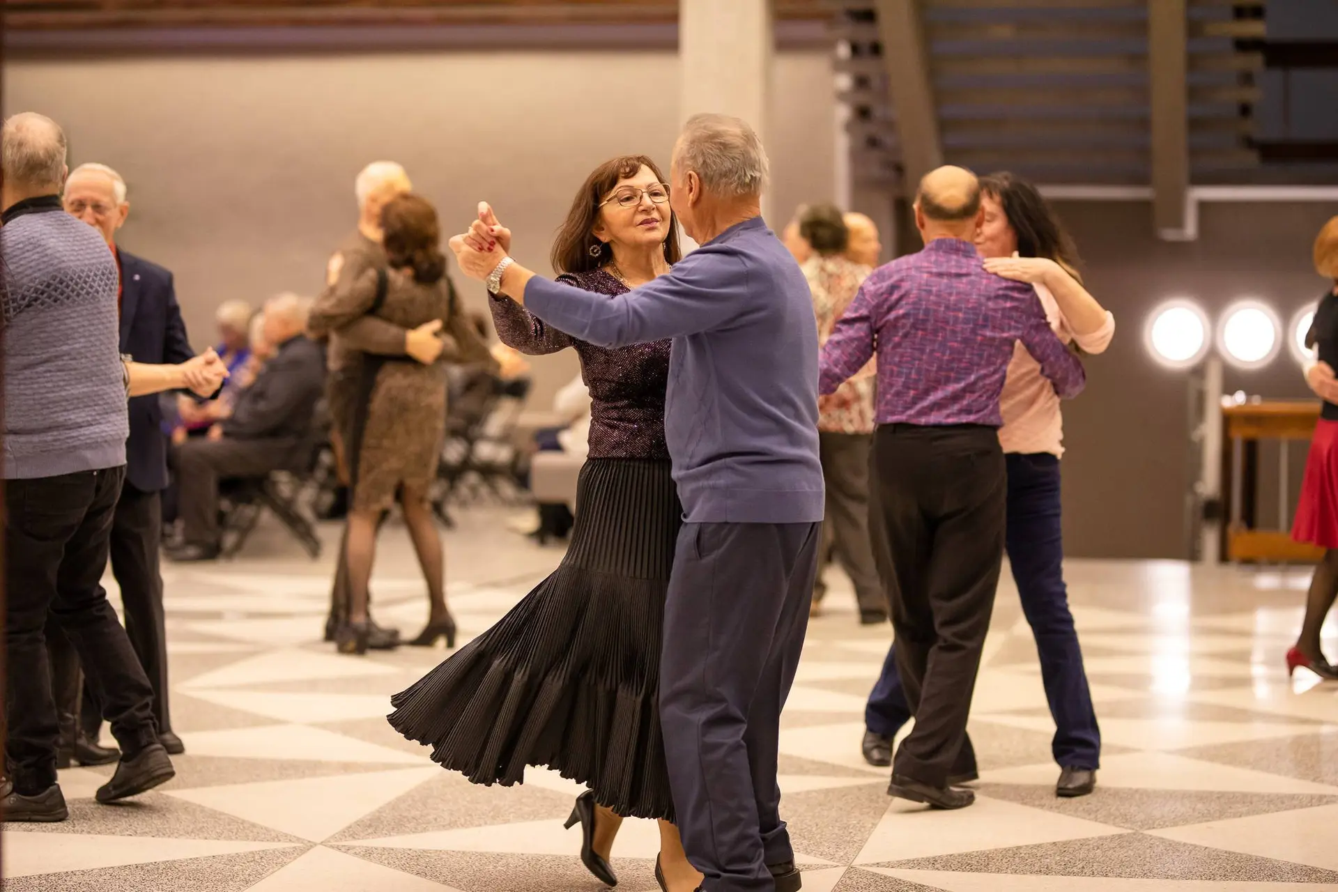„Senjorų naktišokiai“ Alytaus  kultūros centre (43)