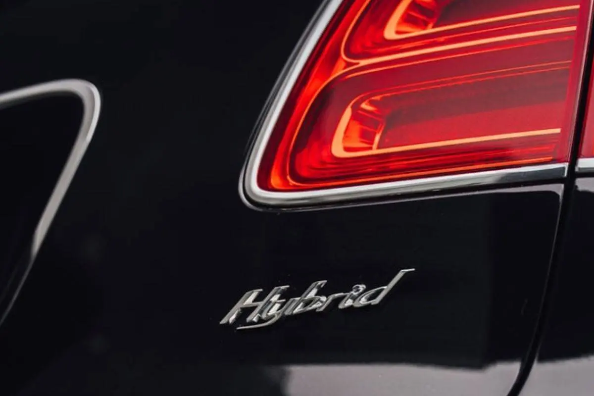 Hibridiniai automobiliai 1