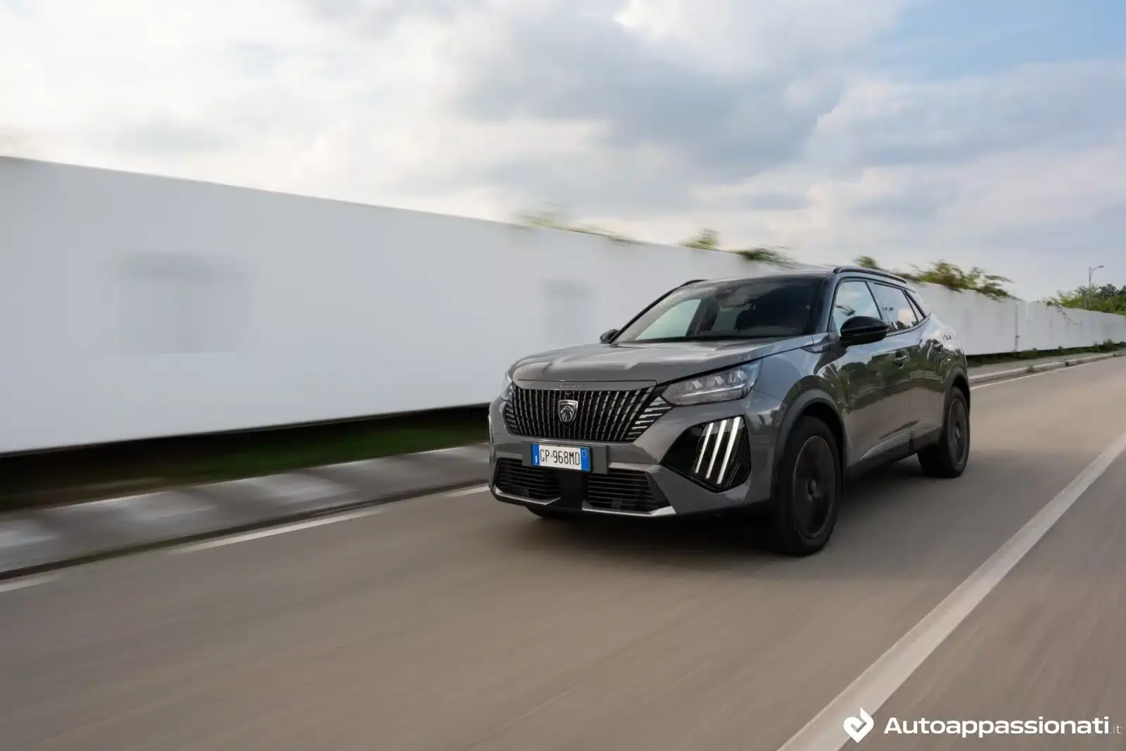 peugeot 2008 gt 12