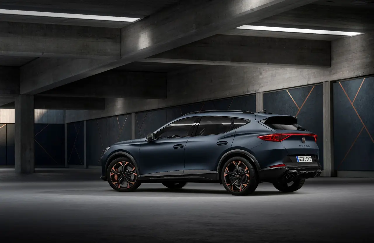 002 cupra formentor petrol blue high