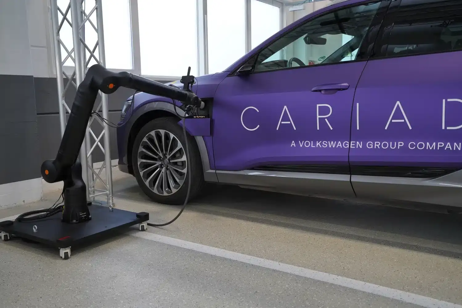 01 automated valet charging dsc02055
