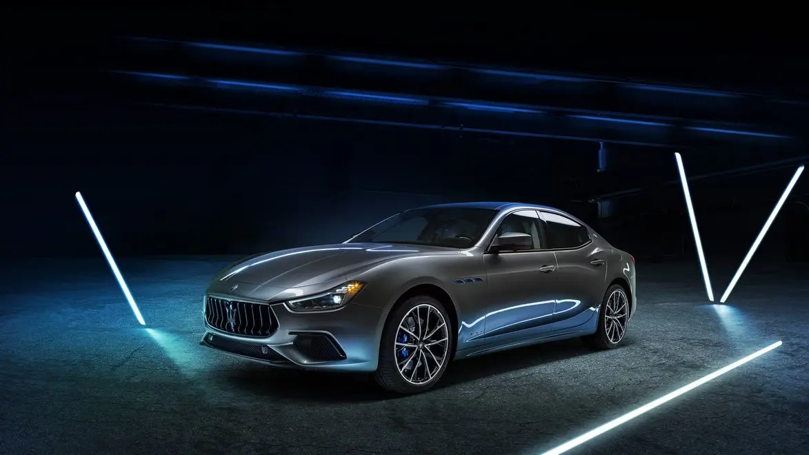 03 maserati ghibli hybrid