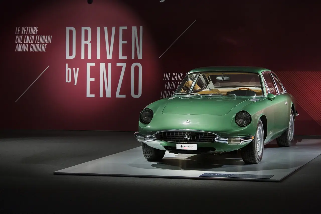 180008 brand mostre maranello