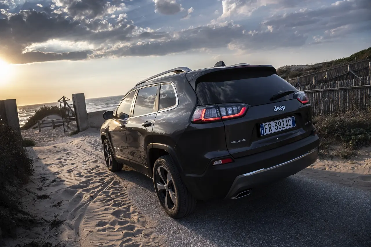 180906 jeep new cherokee limited 19