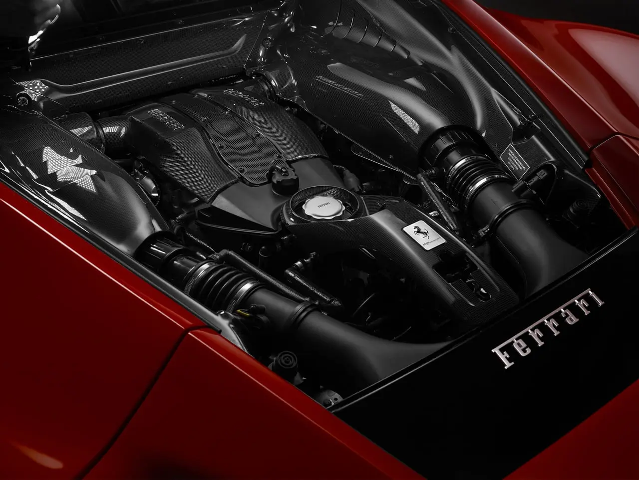 190014 car f8 tributo geneva motorshow 2019