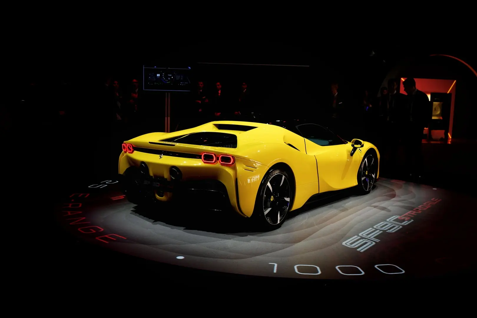 190178 car ferrari sf90 stradale