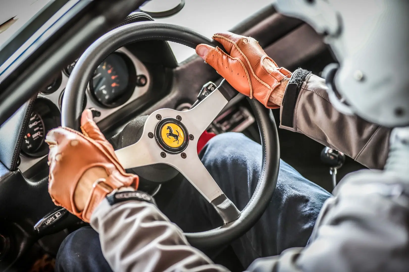 190382 car ferrari classiche academy