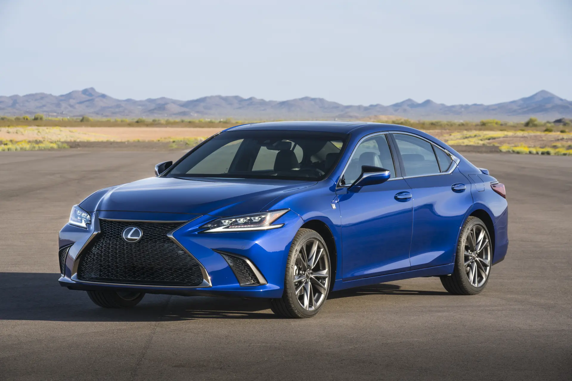 2019lexusesfsport 38
