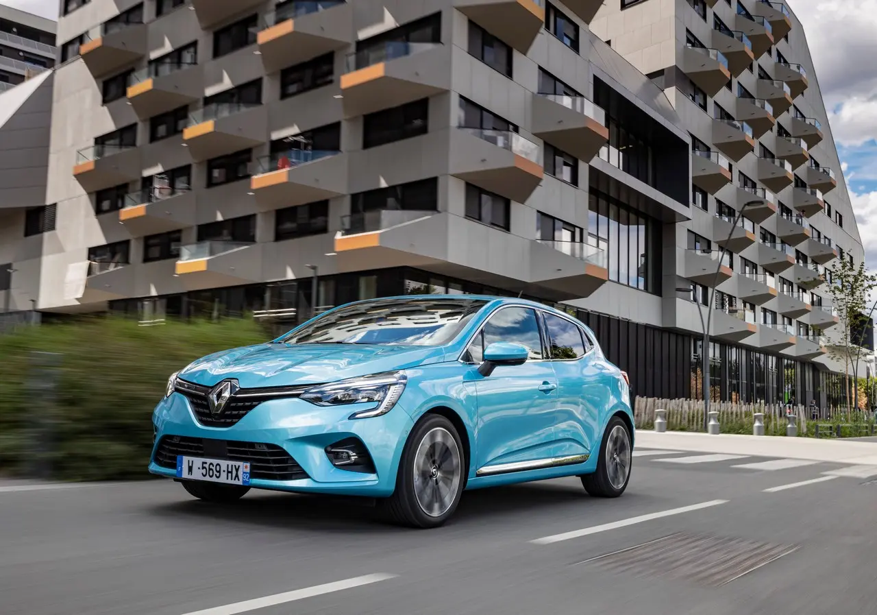 2020 renault clio e tech tests drive