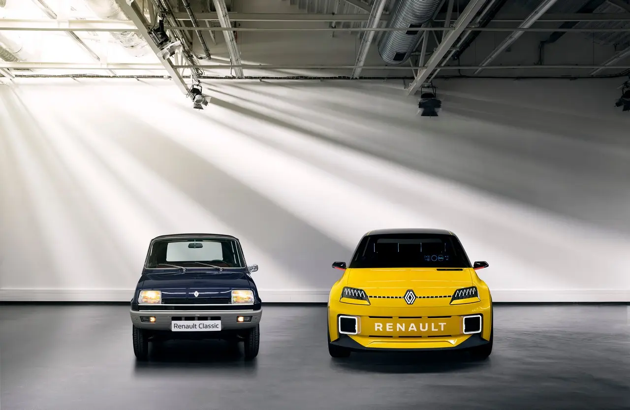 2021 renault 5 prototype et renault 5 tl