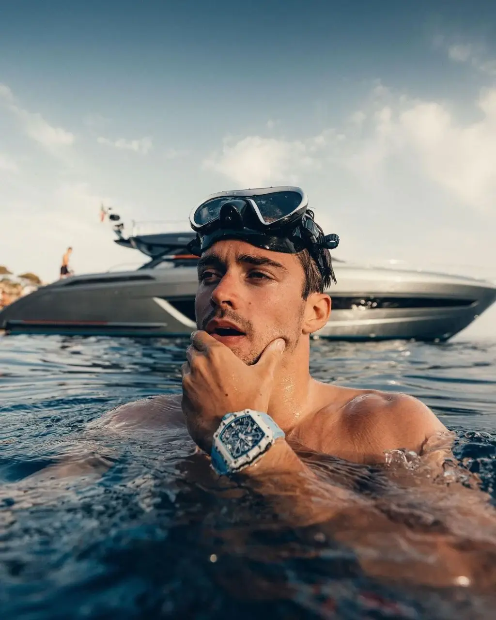 2022 charles leclerc yacht riva 66 ribelle sedici 01