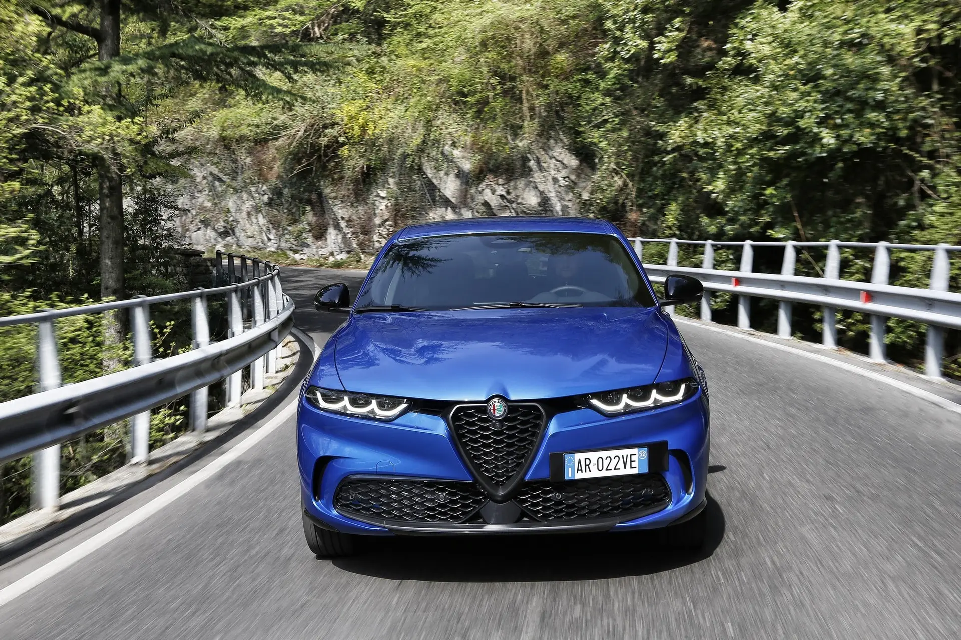 24 alfa romeo tonale