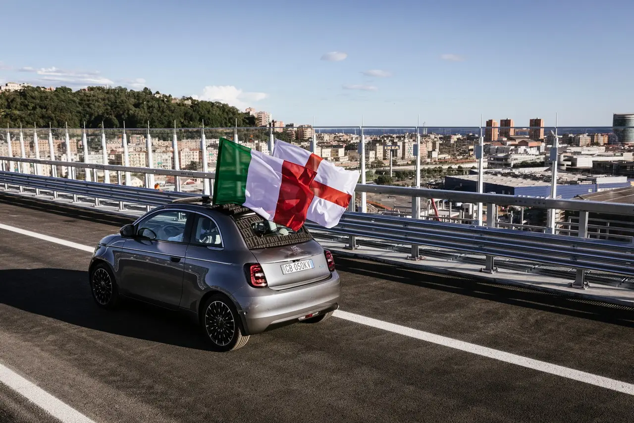 500 elettrica ponte genova