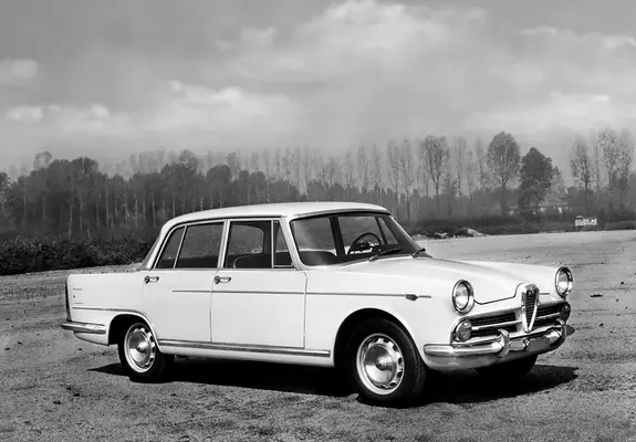 alfa romeo 2000