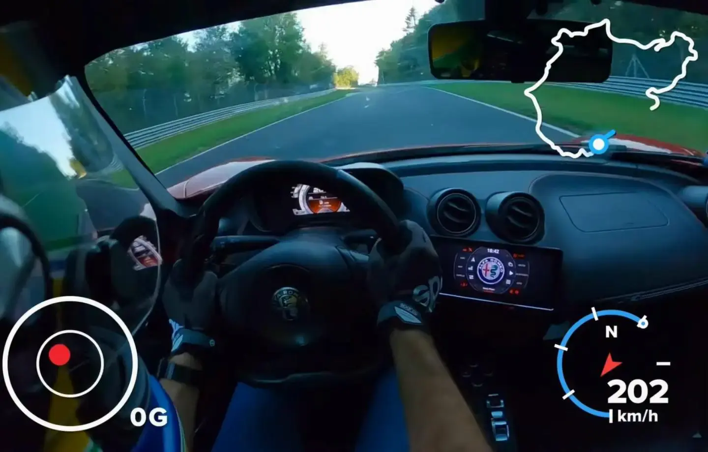 alfa romeo 4c onboard