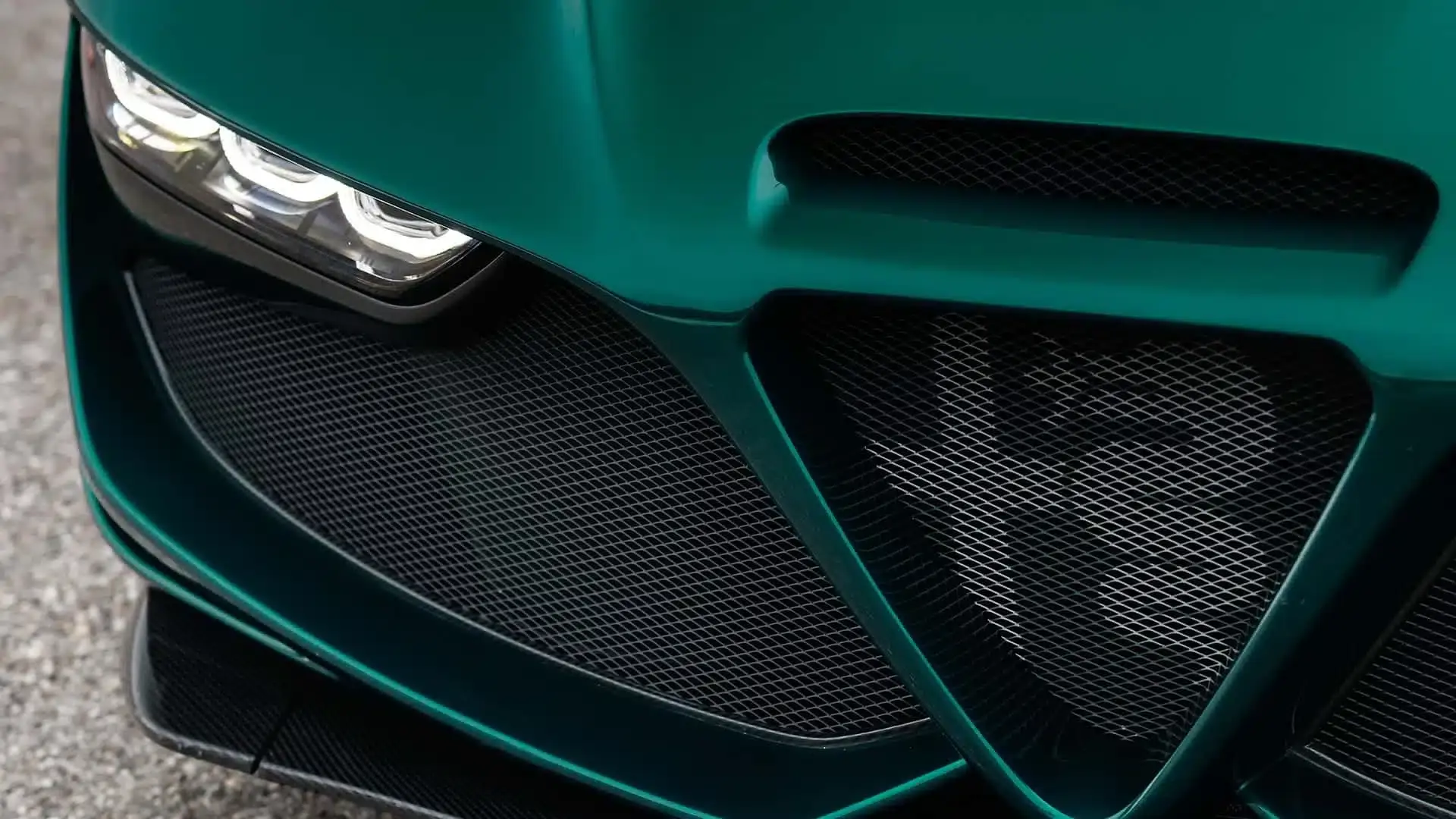 alfa romeo giulia crossover