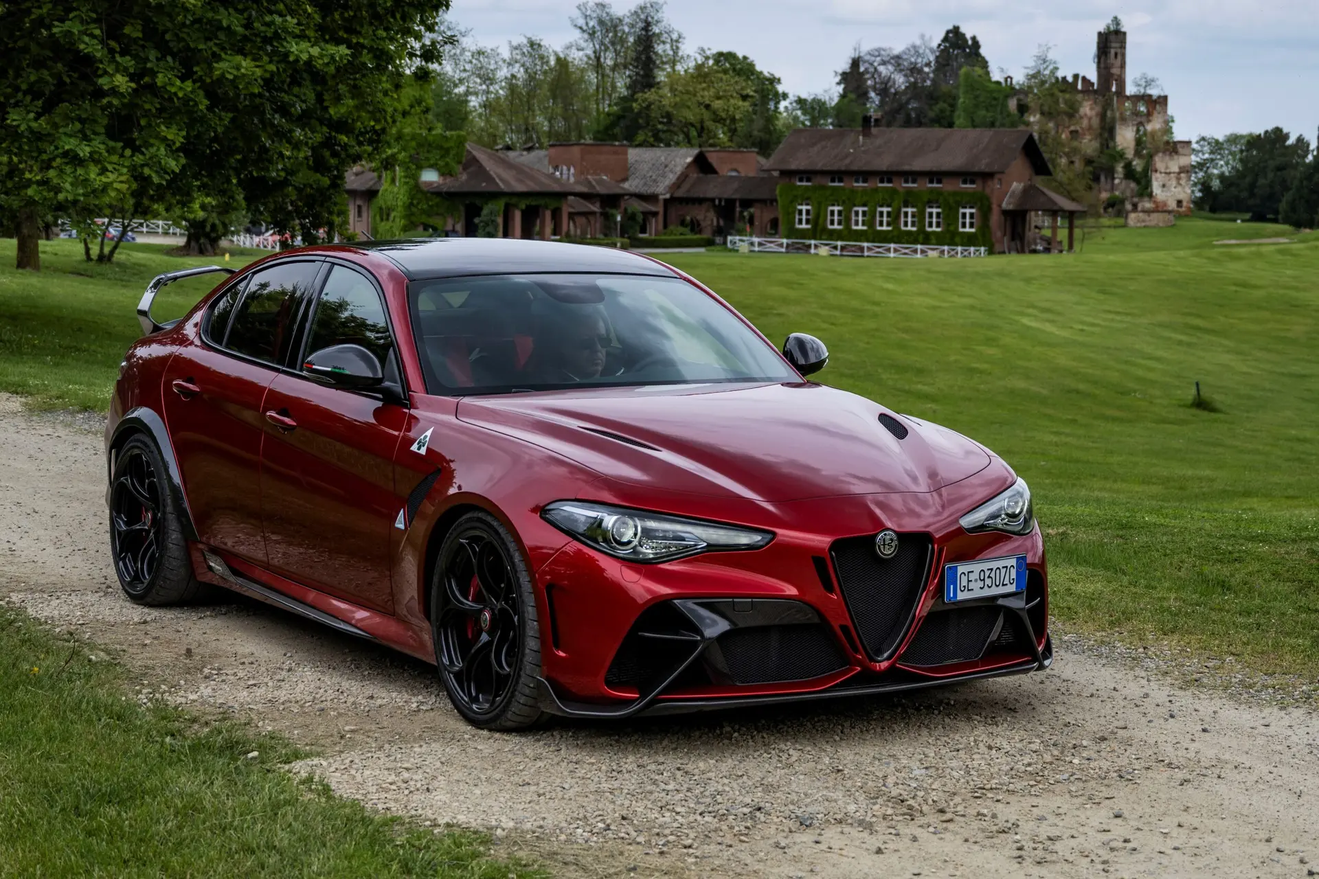 alfa romeo giulia gtam scaled 1