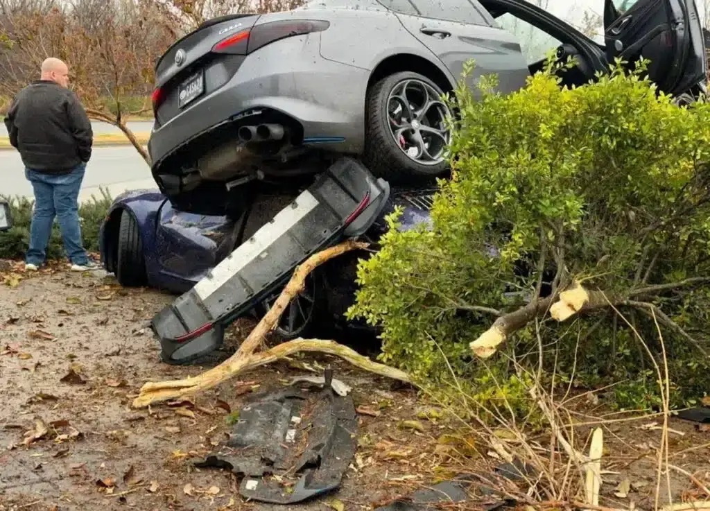 alfa romeo giulia quadrifoglio incidente durante test drive del meccanico 6 w1024